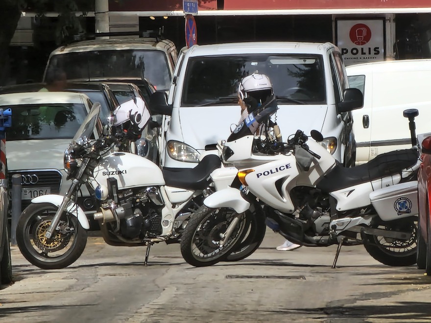 Θεσσαλονίκη: Έσκαβαν οικόπεδο και βρήκαν οξειδωμένο βλήμα όλμου