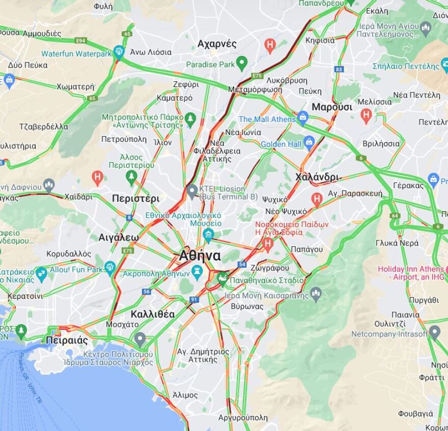 Κίνηση στους δρόμους: Συνεχίζεται το κυκλοφοριακό χάος λόγω της 24ωρης απεργίας στα μέσα μεταφοράς