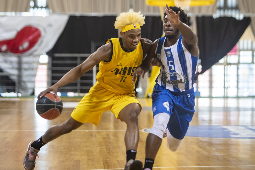 Άρης-Καρδίτσα: Ο Νότε έκλεψε την παράσταση για τα μαλλιά και τους πόντους του 