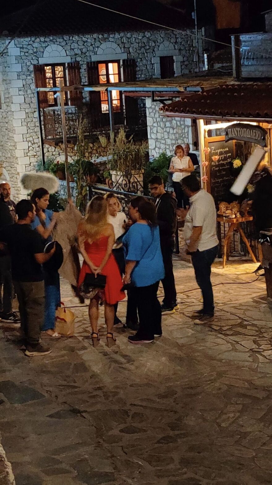 Μαύρο Ρόδο: Φωτογραφίες από τα γυρίσματα στην Καρύταινα