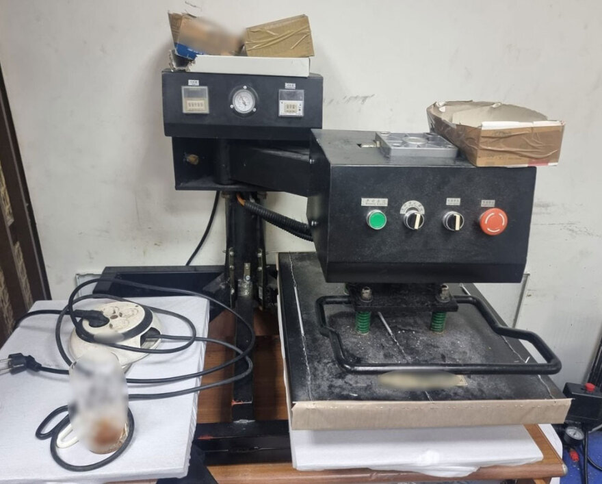 Πάτρα: Πέντε συλλήψεις για χιλιάδες μαϊμού ρούχα 