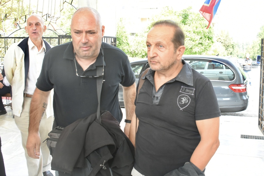 Μάρθα Καραγιάννη: «Αντίο Μαρθούλα»  - Ράγισαν καρδιές στην κηδεία, λύγισε η Σαπουντζάκη