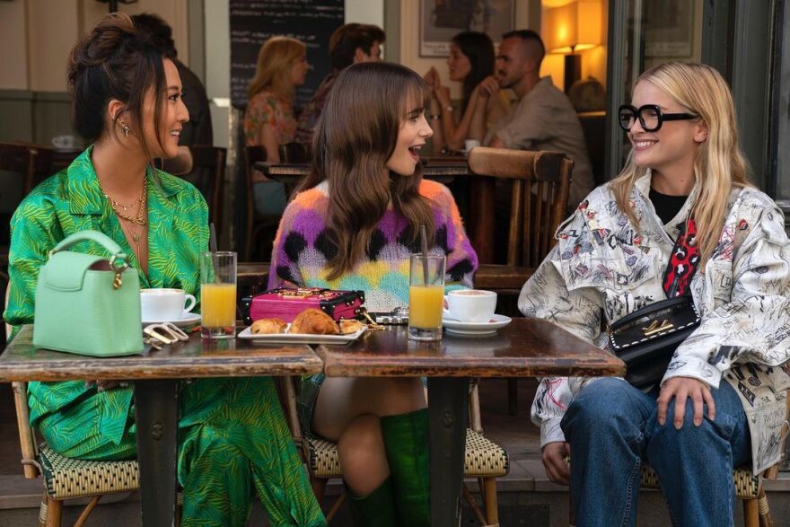 Emily in Paris: Επιστρέφει στο Netflix - Δείτε φωτογραφίες από την τρίτη σεζόν