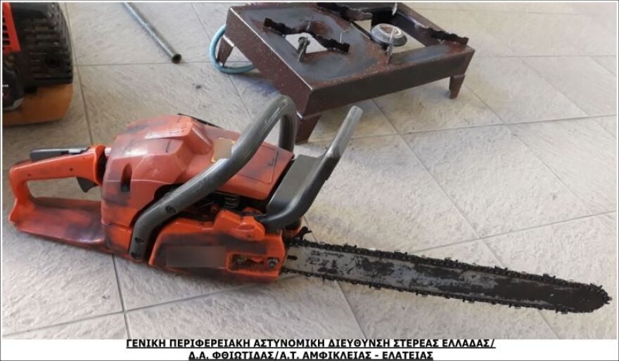 Φθιώτιδα: Διαρρήκτης έπαθε λάστιχο και συνελήφθη - Τα κλοπιμαία βρέθηκαν στο πορτμπαγκάζ του αυτοκινήτου