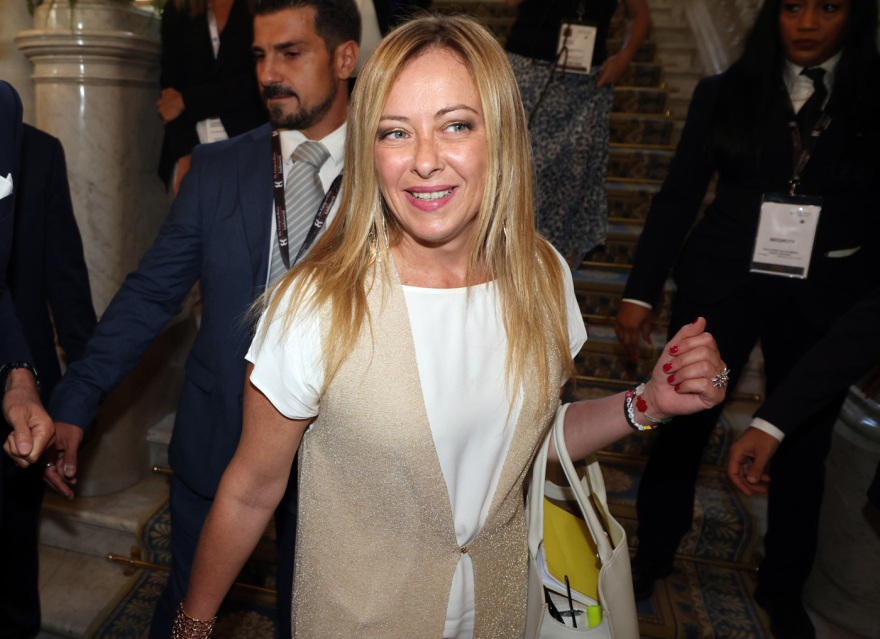 Εκλογές στην Ιταλία: Το πρόγραμμα που χάρισε τη νίκη στον συνασπισμό με επικεφαλής τη Μελόνι