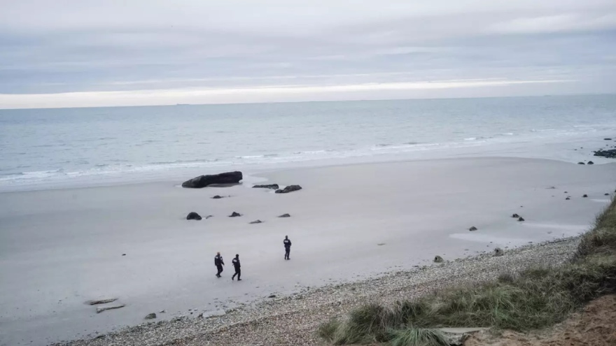 «Χρυσός Λέων»: Αλβανός μαφιόζος ελέγχει το δουλεμπόριο μεταναστών στο στενό της Μάγχης