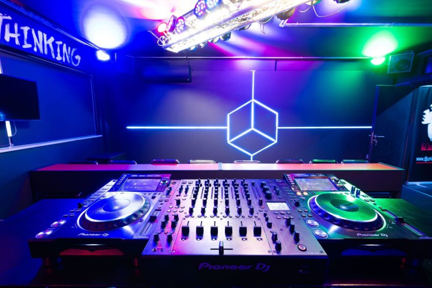 DJ Survival Concept Course - Season 7: Η καινοτόμα και πρωτοποριακή σχολή DJing και μουσικής παραγωγής