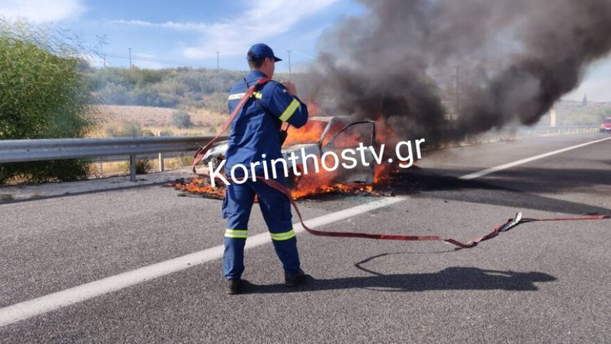 Τραγωδία με δύο νεκρούς στην Αθηνών - Κορίνθου σε τροχαίο με ένα φλεγόμενο ταξί και δύο ΙΧ