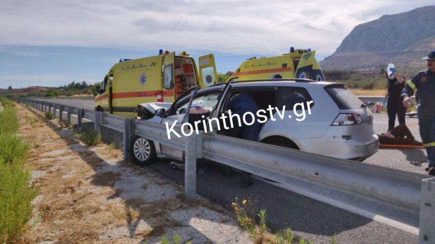 Τραγωδία με δύο νεκρούς στην Αθηνών - Κορίνθου σε τροχαίο με ένα φλεγόμενο ταξί και δύο ΙΧ