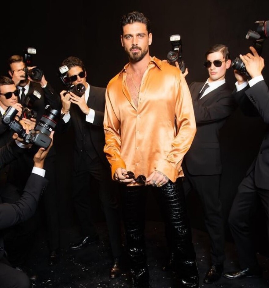 Μικέλε Μορόνε και Κλόε Καρντάσιαν... ήρθαν πολύ κοντά στο Μιλάνο