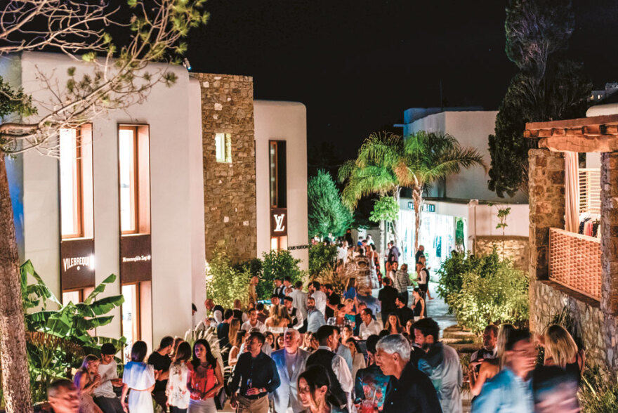 Μύκονος: Κέρδη ρεκόρ για το Nammos Village που έκανε τζίρο 50 εκατ.  ευρώ