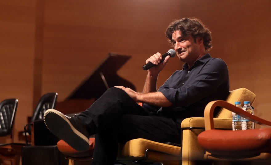 Χριστόφορος Παπακαλιάτης: Το Maestro είναι η πιο δύσκολη δουλειά που έχω κάνει, αλλά και η καλύτερη