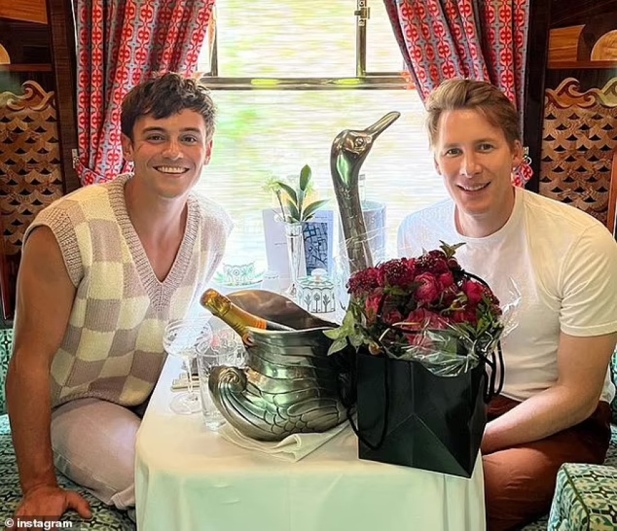 Ο σύζυγος του Ολυμπιονίκη Τομ Ντέιλι τσακώθηκε σε gay bar του Λονδίνου και αναρρώνει στα ελληνικά νησιά