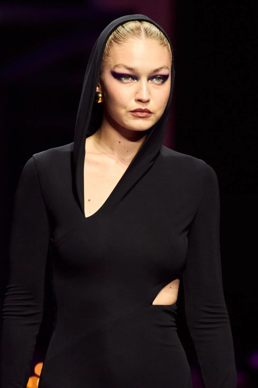 Λεονάρντο Ντι Κάπριο και Τζίτζι Χαντίντ στο Μιλάνο - Τους... τσάκωσαν οι «παπαράτσι»