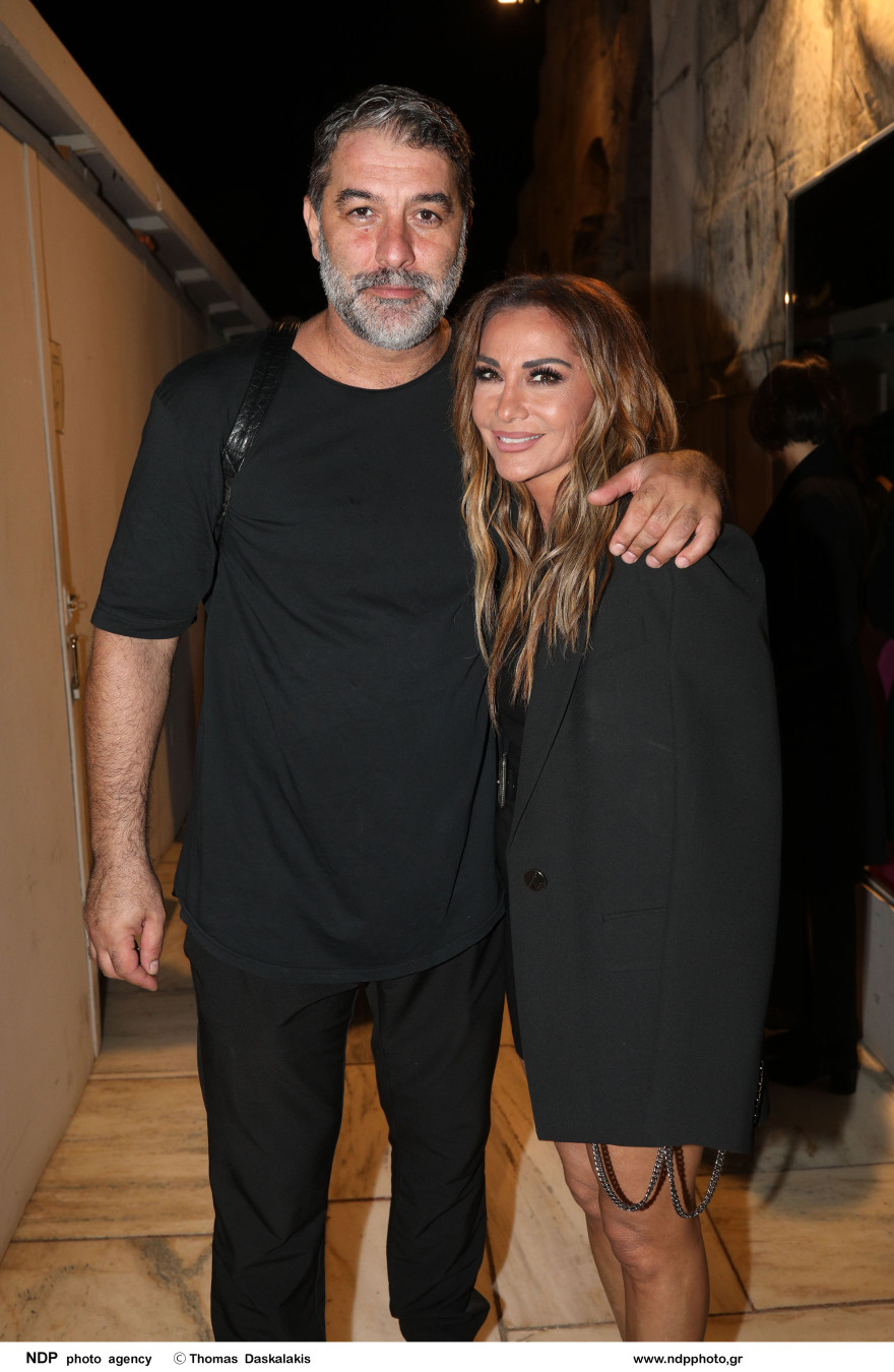 Δέσποινα Βανδή: Στο Ηρώδειο για την τελευταία παράσταση του Βασίλη Μπισμπίκη