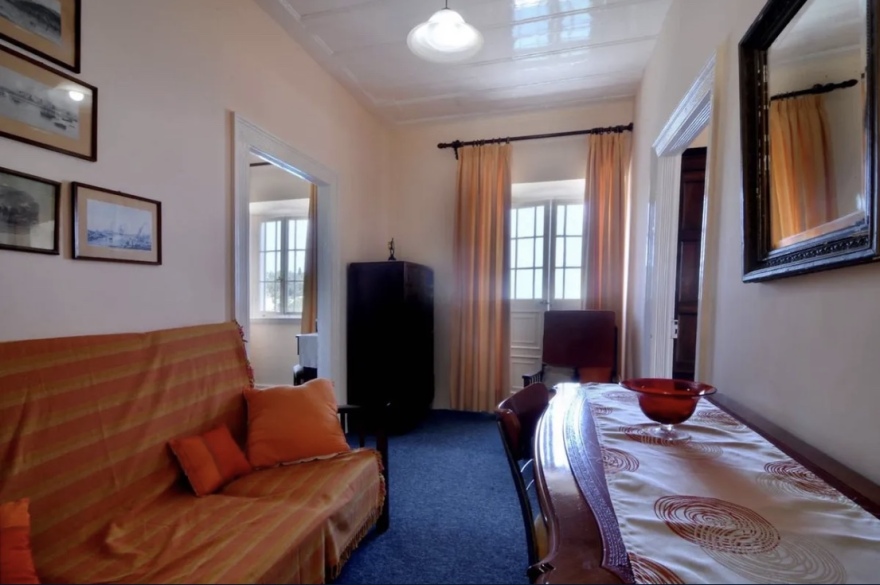 Sotheby's: Πωλητήριο για τον «Παράδεισο» του Παράβαλου στο Μαίναλο και το ιστορικό «Bella Vita»