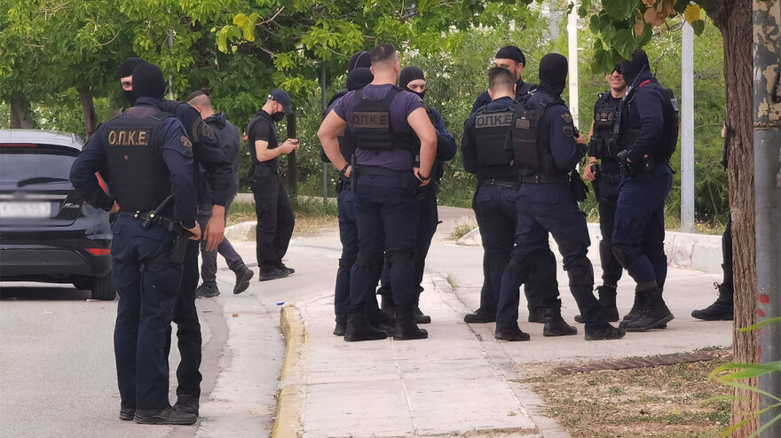 Ζωγράφου: Στέκι κακοποιών εστία στην Πολυτεχνειούπολη - Βρέθηκαν όπλα, έγιναν 22 συλλήψεις