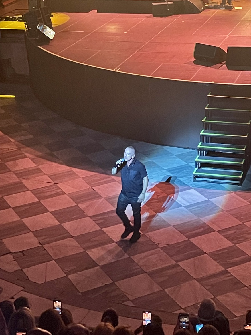 Έρος Ραμαζότι: Η αποθέωση, οι selfies και το απρόσμενο ντουέτο