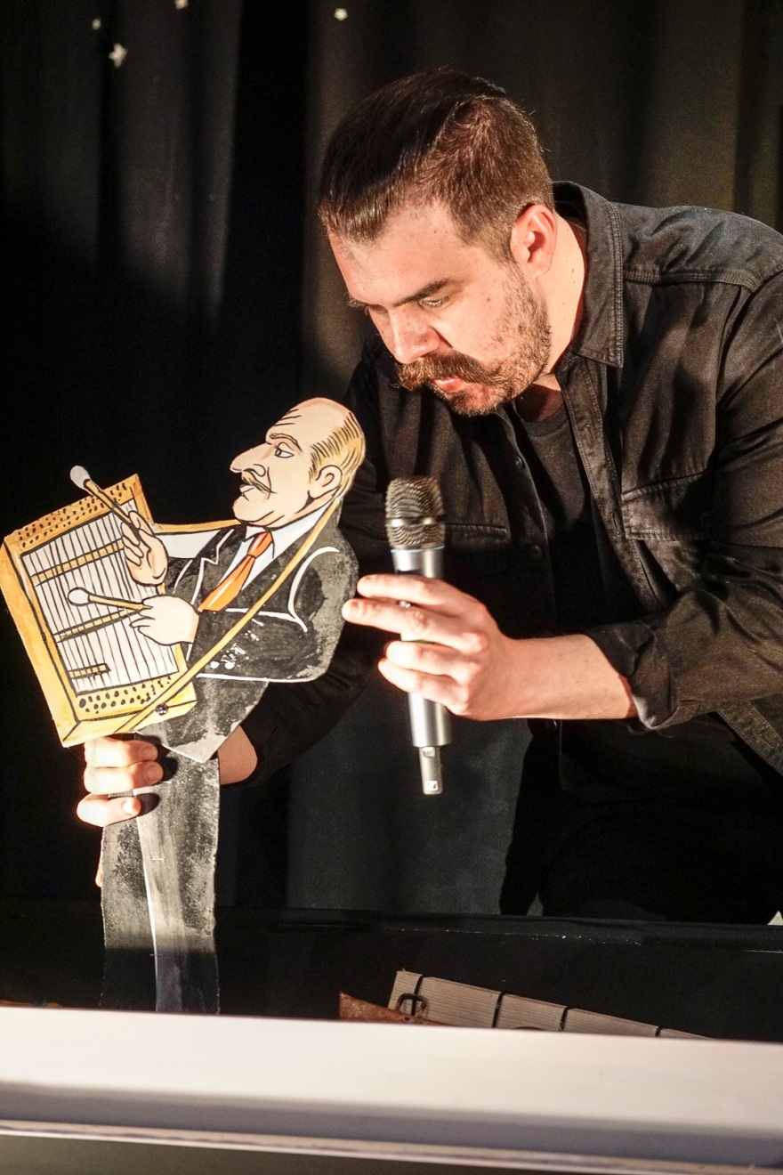 «Ο ήχος των σκιών»: Μια  παράσταση για παιδιά από 4 ως... 104 ετών