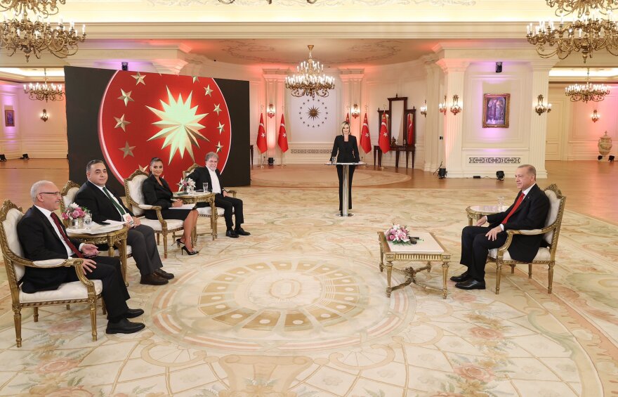 Τουρκία: Ο Ερντογάν προαναγγέλλει ότι θα ενισχύσει την τουρκική στρατιωτική παρουσία στην κατεχόμενη Κύπρο