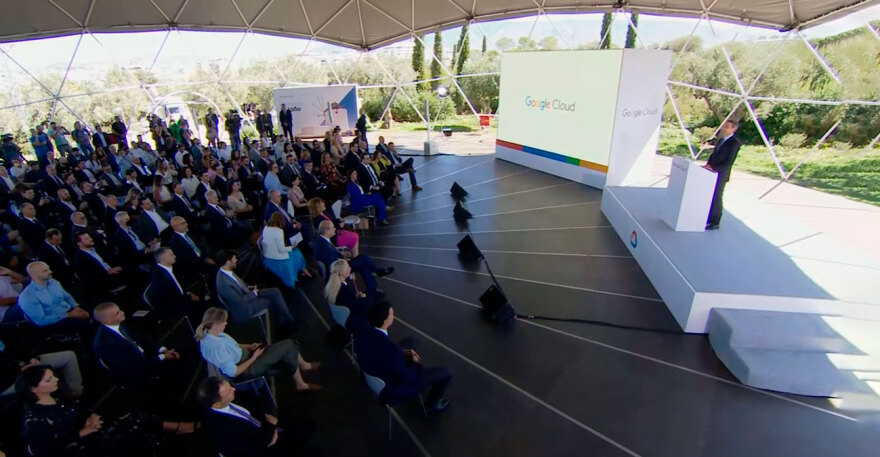 Google: «Τιμή μας να συνεργαζόμαστε με την Ελλάδα» 