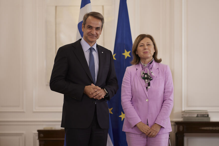 Μητσοτάκης: Συναντήθηκε με την αντιπρόεδρο της Ευρωπαϊκής Επιτροπής