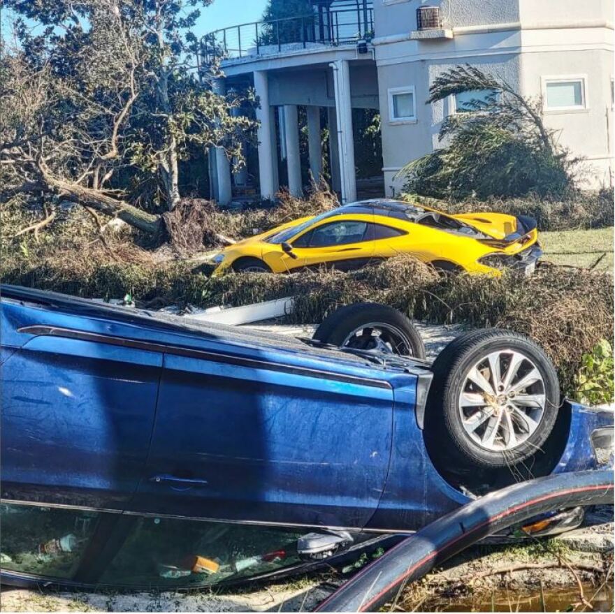 Φλόριντα: Ολοκαίνουργιο supercar αξίας 1 εκατ. δολαρίων κατάντησε «υποβρύχιο» λόγω του κυκλώνα