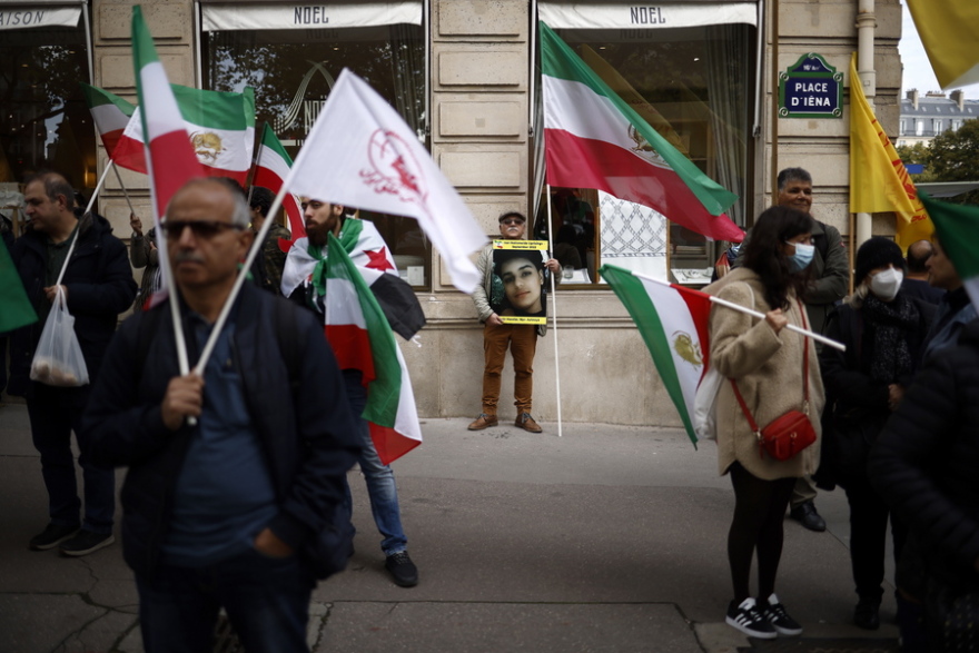 Νέες μεγάλες διαδηλώσεις στο Ιράν: «Βράζουν» τα Πανεπιστήμια για τον θάνατο της Μαχσά - Στους 83 οι νεκροί διαδηλωτές