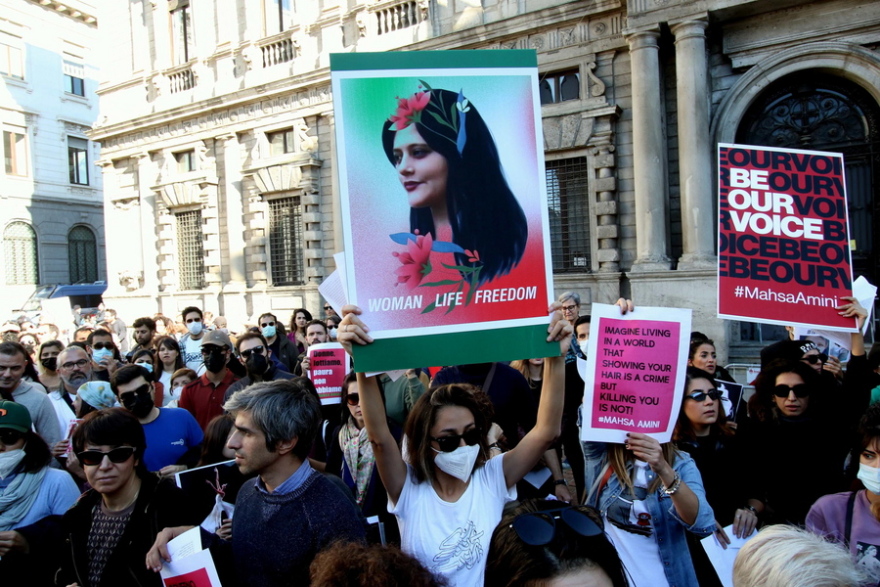 Νέες μεγάλες διαδηλώσεις στο Ιράν: «Βράζουν» τα Πανεπιστήμια για τον θάνατο της Μαχσά - Στους 83 οι νεκροί διαδηλωτές