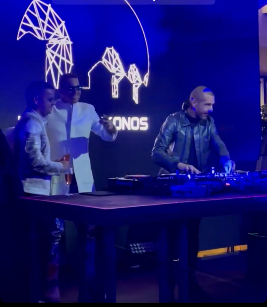 Μονακό: Η ελληνική «απόβαση» για το yacht show και το πάρτι του Nammos