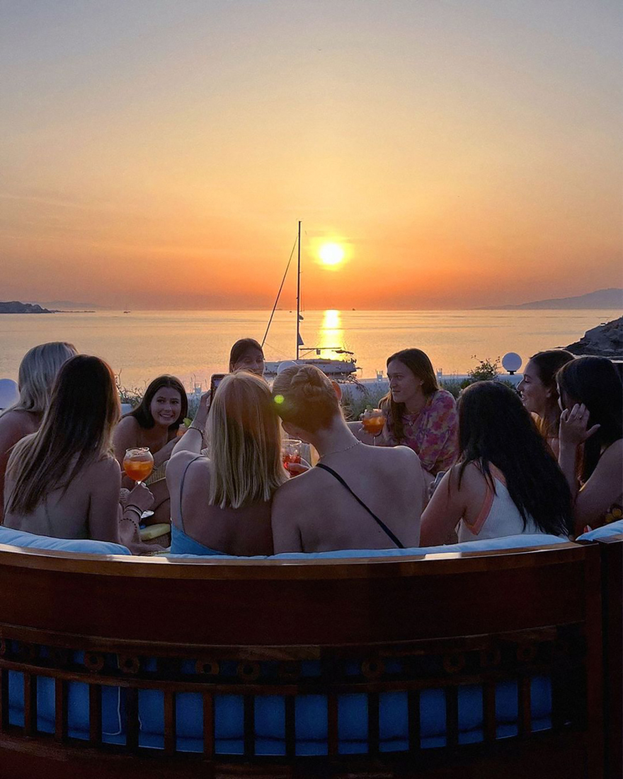 Μύκονος: «Poseidon Hotel» εναντίον «Bagatelle» - Η άγρια επιχειρηματική κόντρα και ο μυστηριώδης ξυλοδαρμός