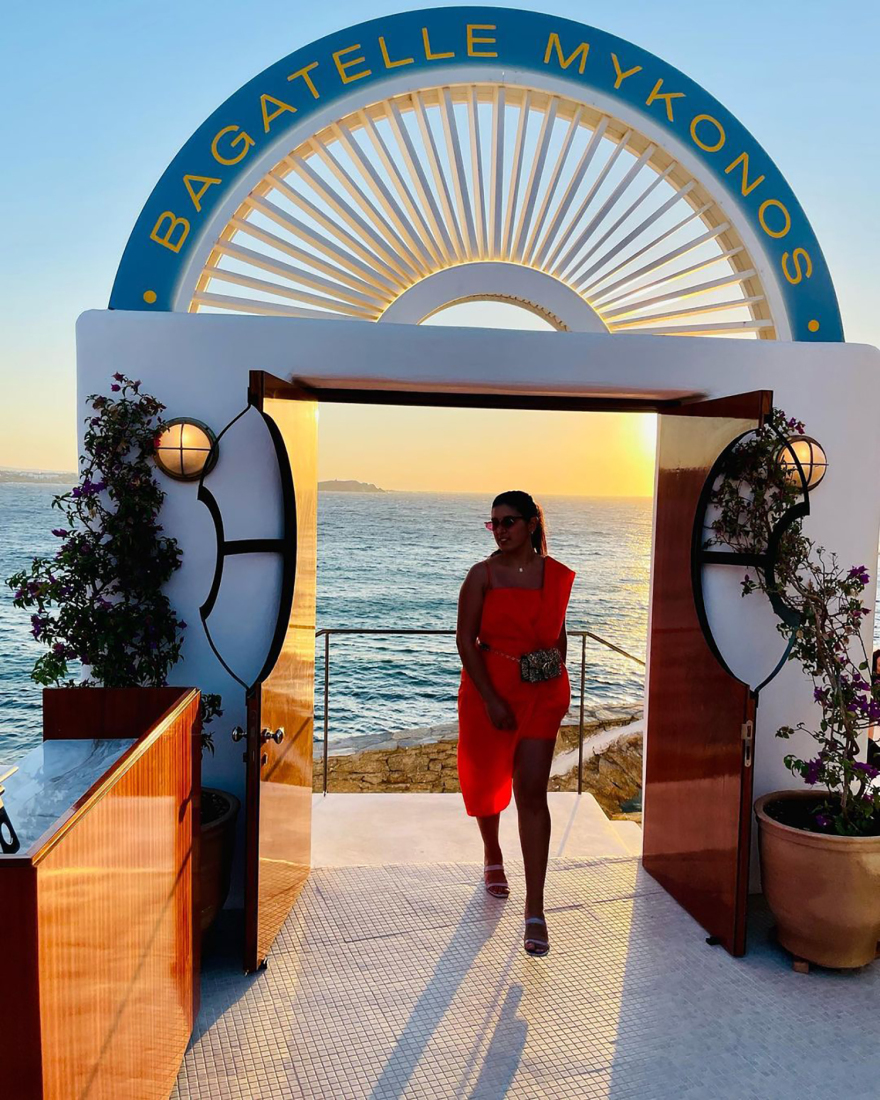 Μύκονος: «Poseidon Hotel» εναντίον «Bagatelle» - Η άγρια επιχειρηματική κόντρα και ο μυστηριώδης ξυλοδαρμός