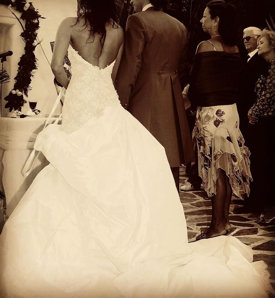 Αιμίλιος Χειλάκης – Αθηνά Μαξίμου: Σπάνιες φωτογραφίες από τον γάμο τους με αφορμή τη 16η επέτειό τους