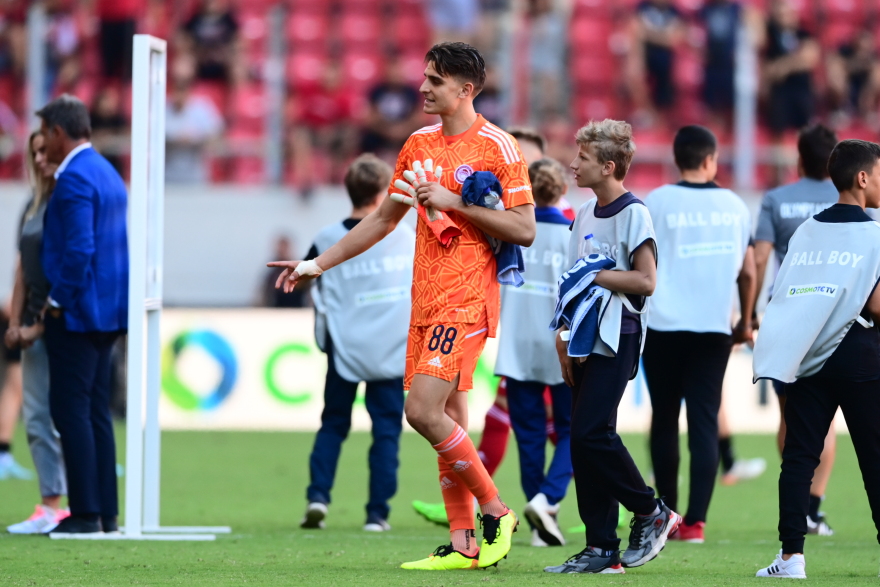 Super League 1, Ολυμπιακός - Ατρόμητος 2-0: Επέστρεψαν τα χαμόγελα με τον Μπακαμπού! 