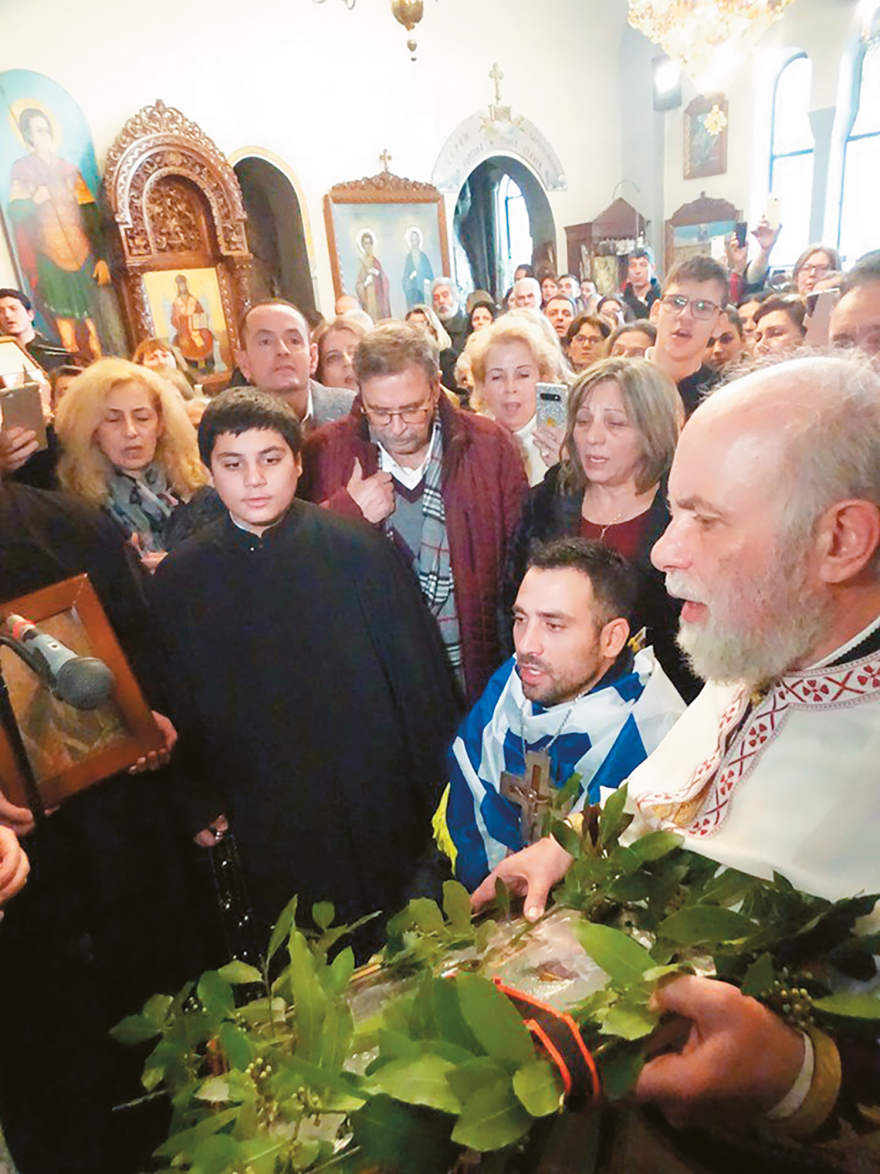 Άγιοι Ισίδωροι Λυκαβηττού: Μόνο «θαύμα» θα σώσει τον παπα-Δημήτρη