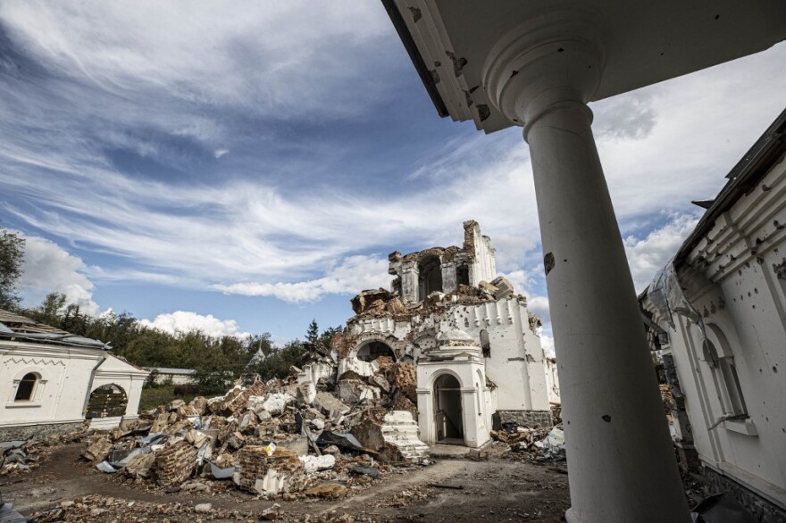 Πανηγυρισμοί στο Κίεβο για την ανακατάληψη της Λιμάν - Πτώματα Ρώσων στους δρόμους 