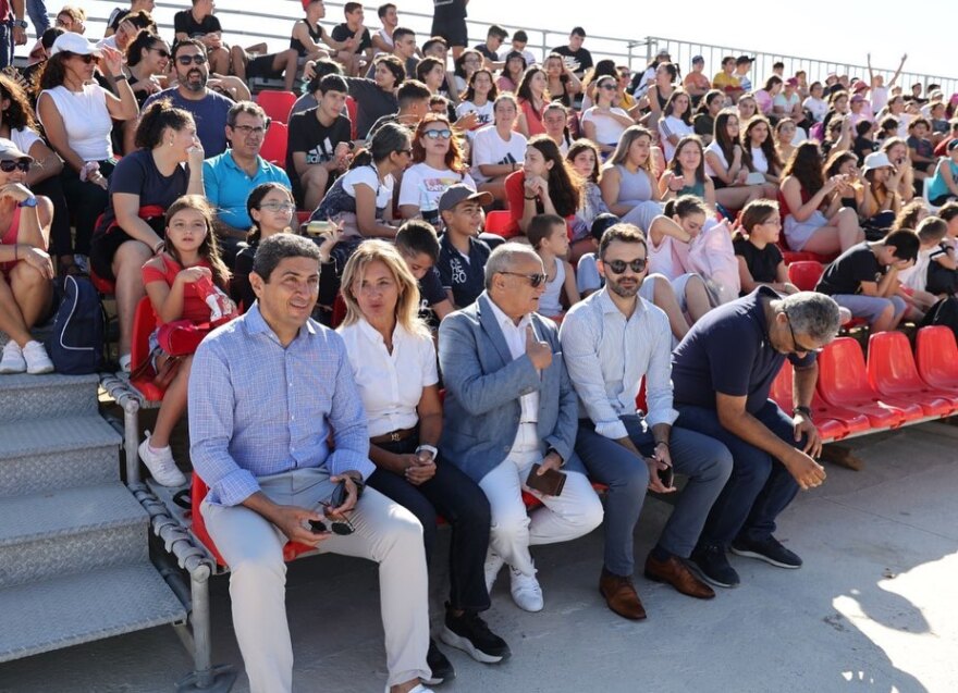 Εβδομάδες Αθλητισμού: Οι μαθητές κατέκλυσαν το Karteros Beach Sports Center