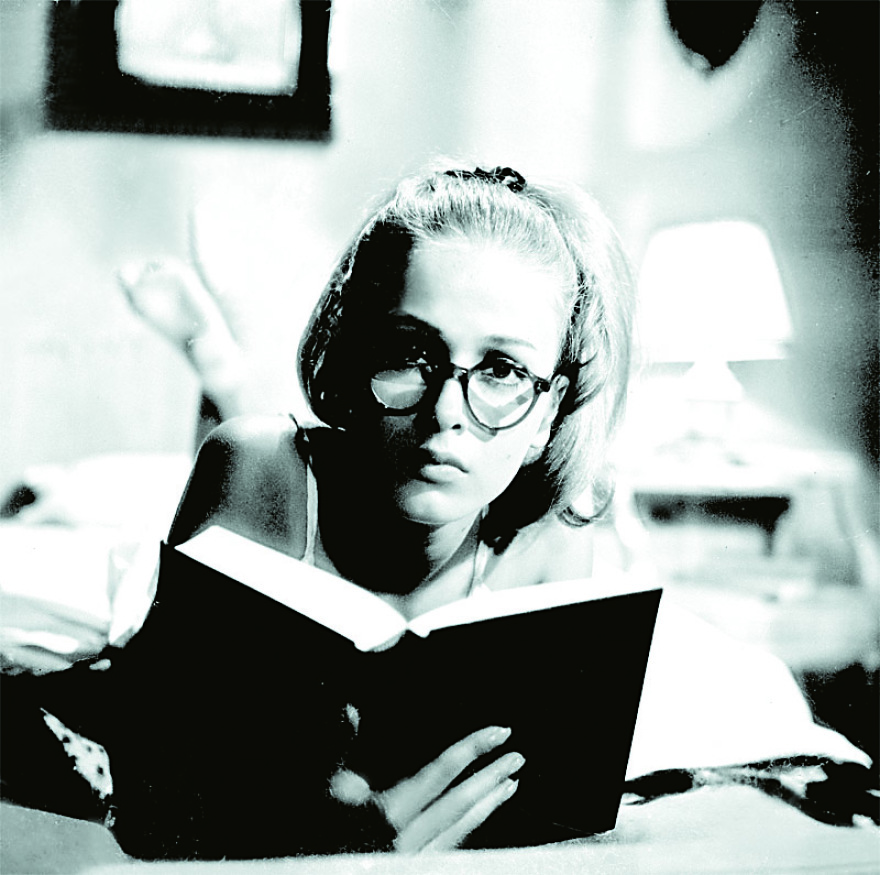 Η Νόρα Βαλσάμη στον Δανίκα: «Οι άνδρες που γνώρισα ήταν τζέντλεµαν, όχι τσογλάνια»