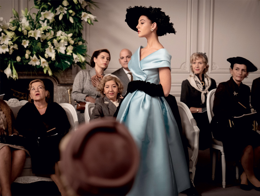 «Η κυρία Χάρις πάει στο Παρίσι» - Όταν ο Dior άλλαξε τον κόσμο