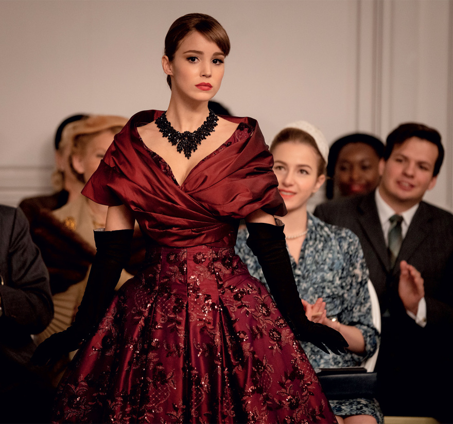 «Η κυρία Χάρις πάει στο Παρίσι» - Όταν ο Dior άλλαξε τον κόσμο