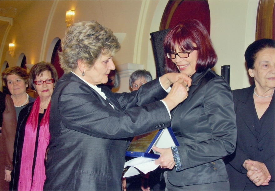 Βράβευση μετά θάνατον και τιμητική ονοματοδοσία από τον Δήμο Λοκρών για την Ελένη Σμαραγδή