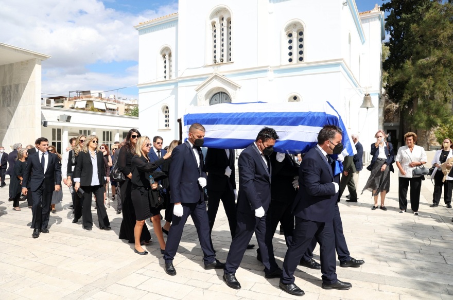 Ζάχος Χατζηφωτίου: Το «τελευταίο αντίο» στο Α’ Νεκροταφείο Αθηνών