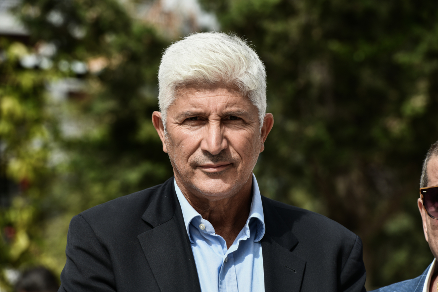 Συγκίνηση στο τελευταίο αντίο στον Σταμάτη Κόκοτα - «Ήσουν ένας καταπληκτικός πατέρας»