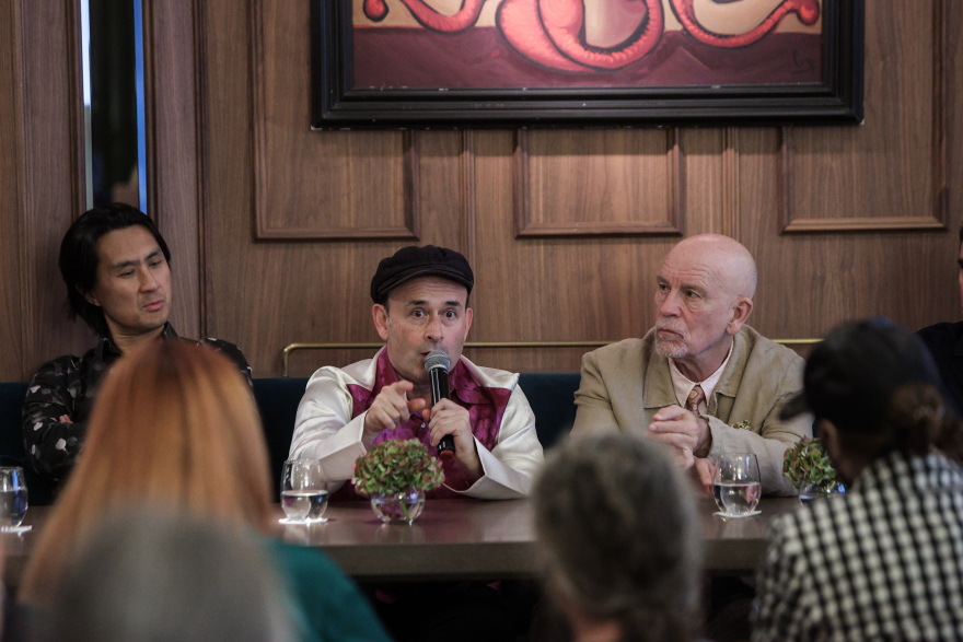 Ο Τζον Μάλκοβιτς στην Ελλάδα: «Θα συμφωνούσα με την επιστροφή των Γλυπτών του Παρθενώνα»