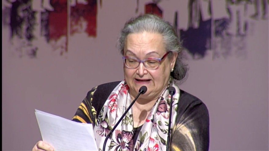 Πορνεία: Η Εύα Νικολαΐδου ρίχνει φως στα σκοτεινά μονοπάτια της μέσα από το βιβλίο της «Στα σπίτια της αμαρτίας»