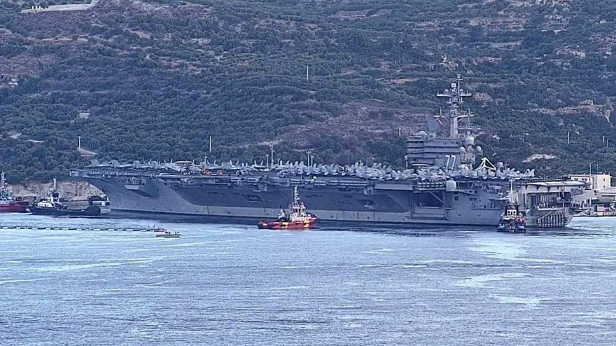 Κρήτη: Το αμερικανικό αεροπλανοφόρο «George H.W. Bush» στη Σούδα