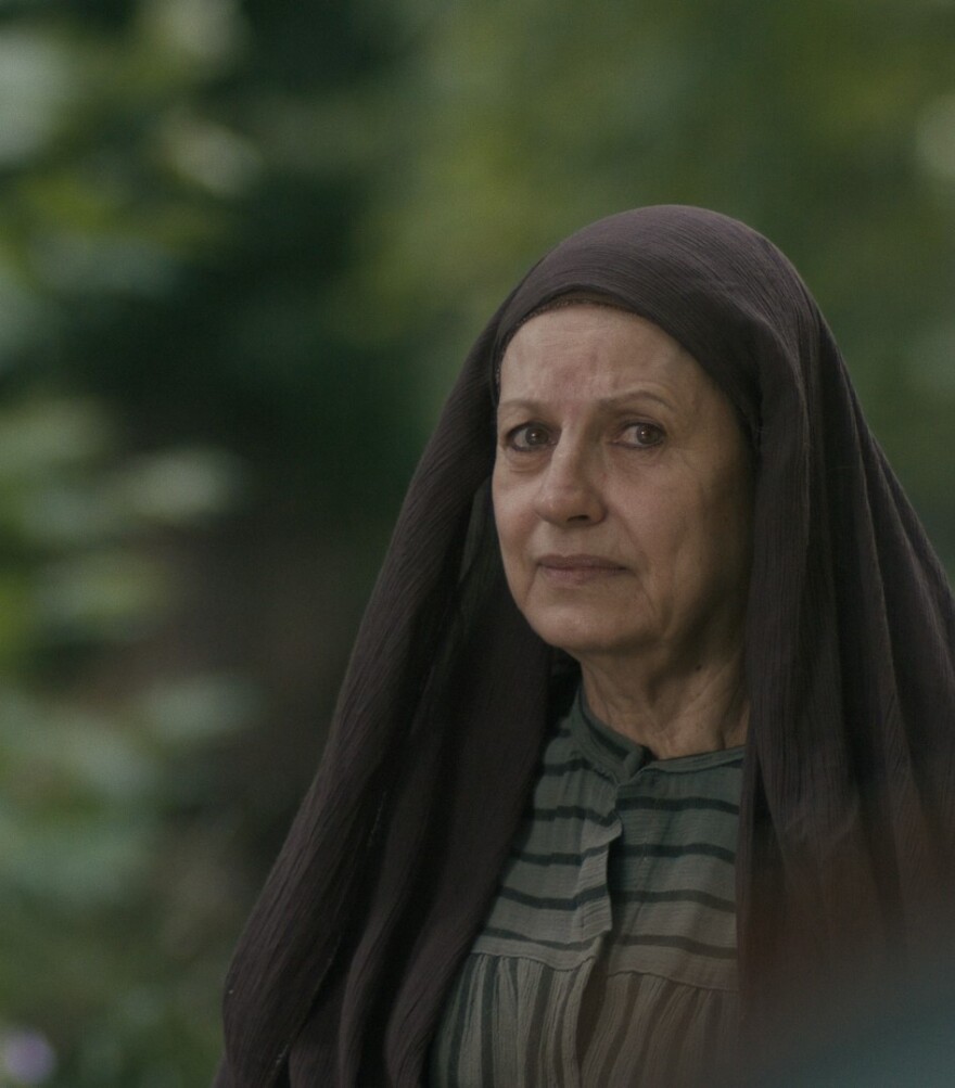 Κόκκινο ποτάμι -  Η συνέχεια: Η Ιφιγένεια φοβάται για τη ζωή του παιδιού της