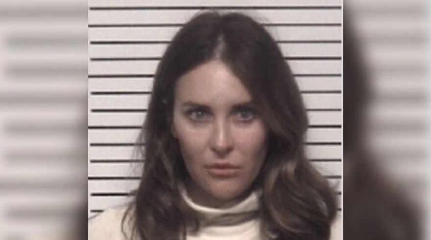 Δασκάλα από τη Βόρεια Καρολίνα συνελήφθη επειδή έστειλε βίντεο σεξουαλικού περιεχομένου σε μαθητή