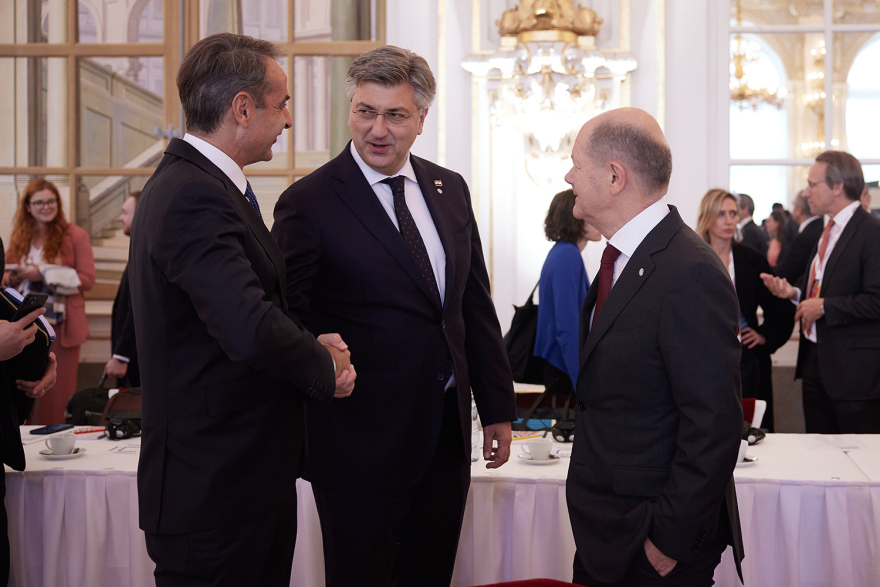 Μητσοτάκης από Πράγα: Οι ηγέτες είδαν από τον διάλογο με τον Ερντογάν ποιος προκαλεί