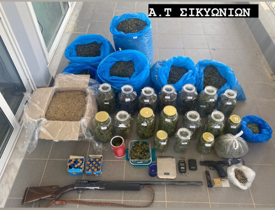 Κορινθία: Πατέρας και γιος βρέθηκαν με 24 κιλά κάνναβης - Έκαναν και λαθρανασκαφές